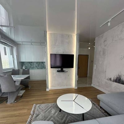 Rental of a comfortable 2-room apartment with a terrace, 48 m², Żoliborz district, Warsaw, Poland